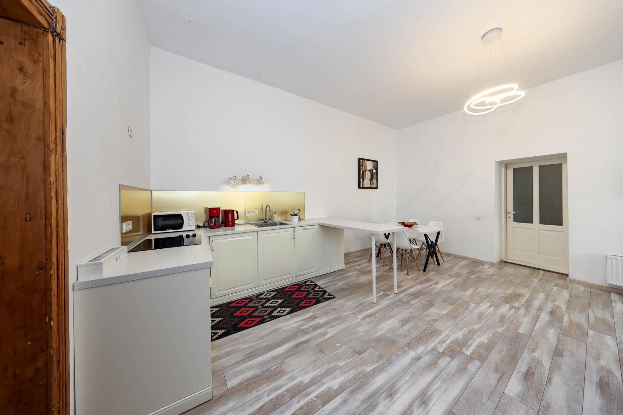 Hirscher Apartment